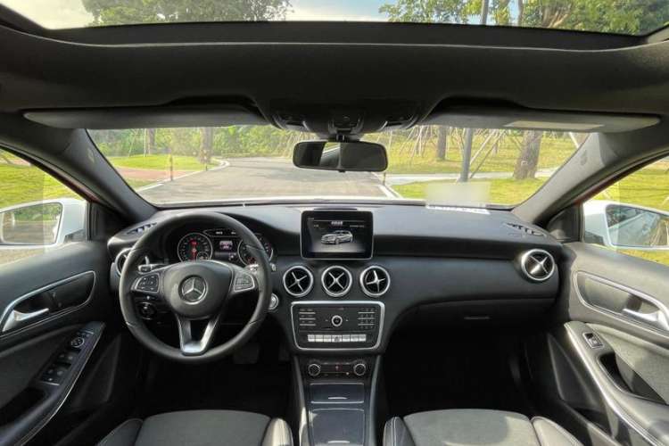 Used Mercedes-Benz A-Class 2018 A 200 Dynamic Edition Interior 3