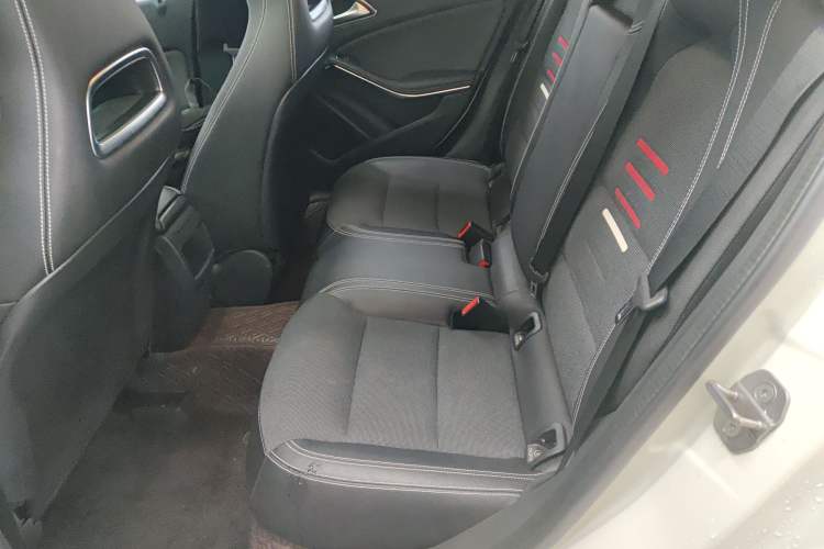 Used Mercedes-Benz A-Class 2018 A 200 Dynamic Edition Interior 4