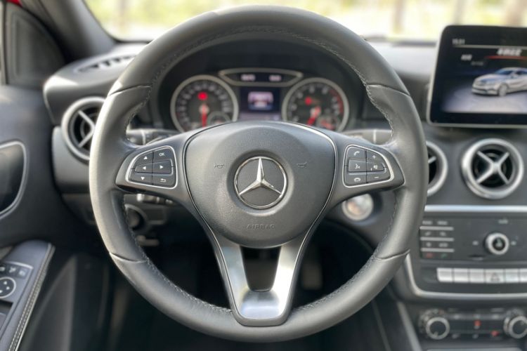 Used Mercedes-Benz A-Class 2018 A 200 Dynamic Edition Interior 4