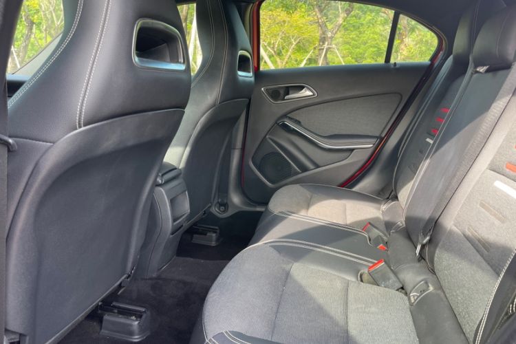 Used Mercedes-Benz A-Class 2018 A 200 Dynamic Edition Interior 7