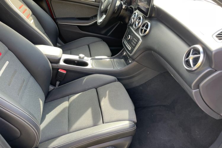 Used Mercedes-Benz A-Class 2018 A 200 Dynamic Edition Interior 9