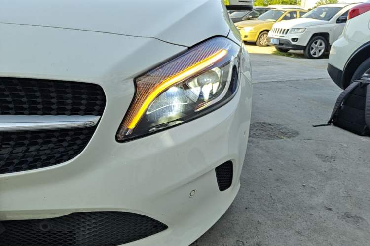 Used Mercedes-Benz A-Class 2018 A 200 Fashion Model Left Front Headlight