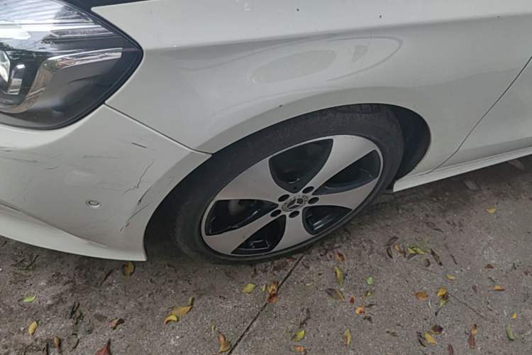 Used Mercedes-Benz A-Class 2018 A 200 Fashion Model Left Front Wheel Hub