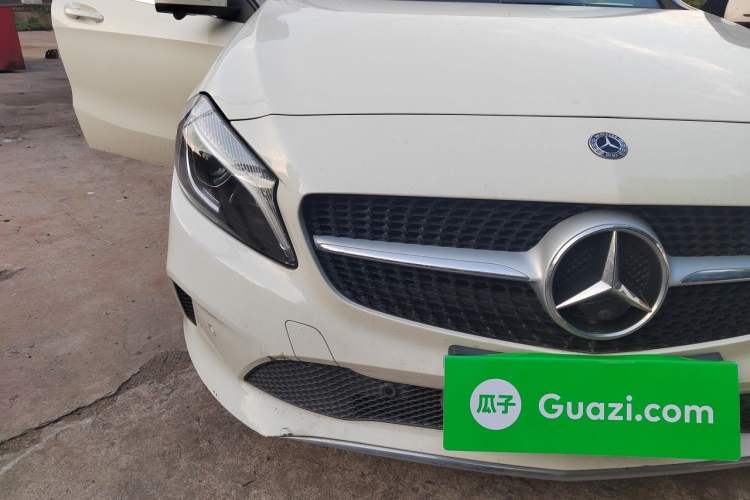 Used Mercedes-Benz A-Class 2018 A 200 Fashion Model Right Front Headlight