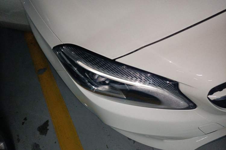 Used Mercedes-Benz A-Class 2018 A 200 Dynamic Edition Right Front Headlight