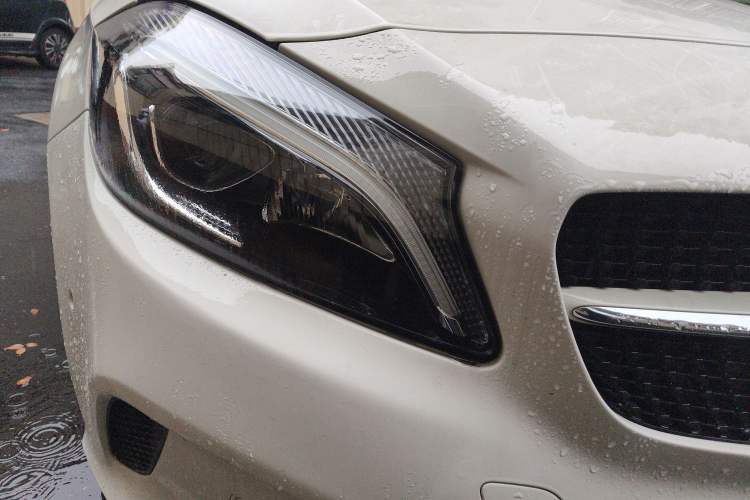 Used Mercedes-Benz A-Class 2018 A 200 Dynamic Edition Right Front Headlight