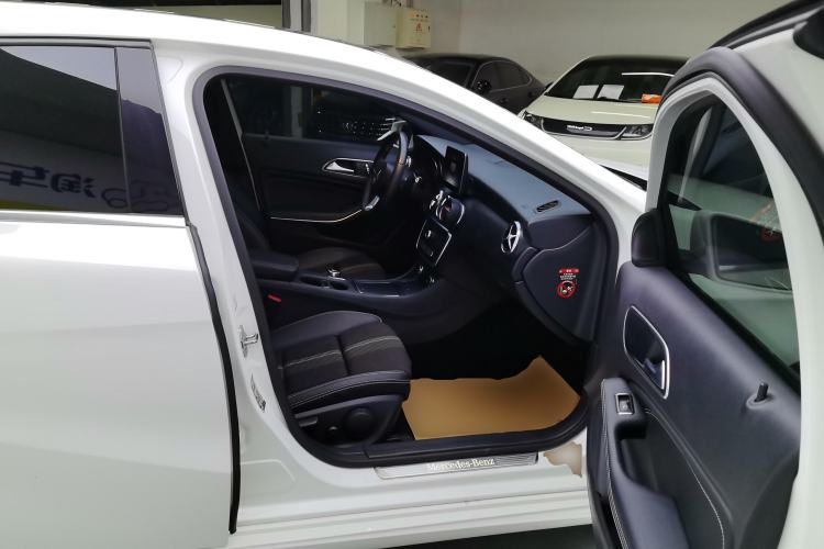 Used Mercedes-Benz A-Class 2018 A 200 Fashion Model Right Front Seat