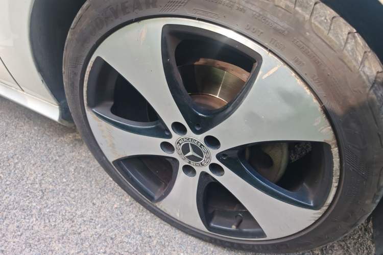 Used Mercedes-Benz A-Class 2018 A 200 Fashion Model Right Front Wheel Hub