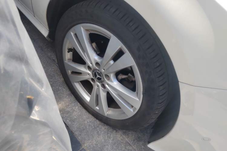 Used Mercedes-Benz A-Class 2018 A 200 Dynamic Edition Right Front Wheel Hub