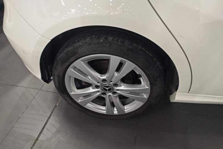 Used Mercedes-Benz A-Class 2018 A 200 Dynamic Edition Right Rear Wheel Hub