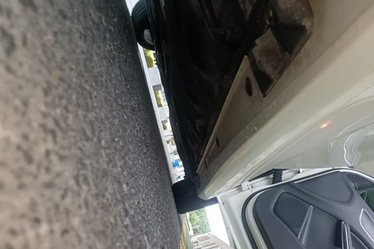 Used Mercedes-Benz A-Class 2018 A 200 Fashion Model Right Side Sill
