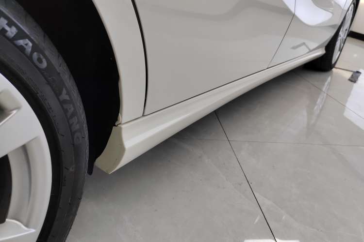 Used Mercedes-Benz A-Class 2018 A 200 Dynamic Edition Right Side Sill