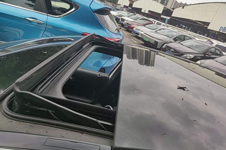 Used Mercedes-Benz A-Class 2018 A 200 Fashion Model Roof