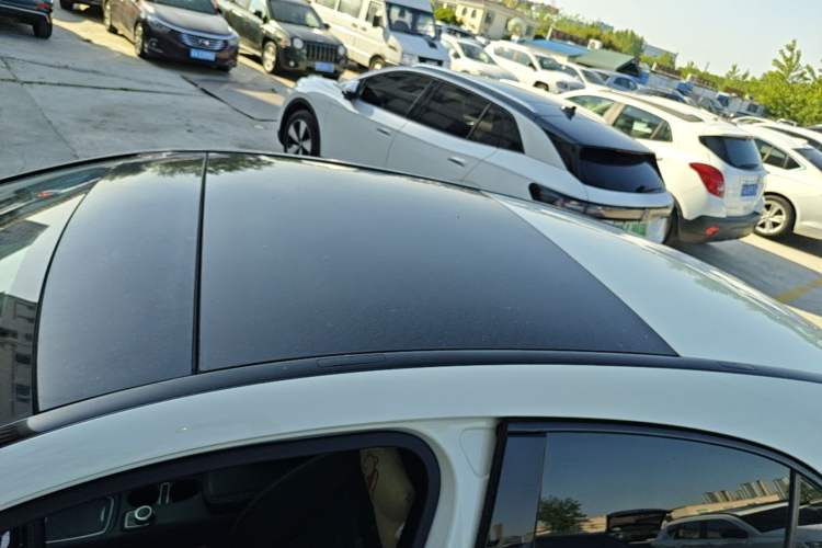 Used Mercedes-Benz A-Class 2018 A 200 Fashion Model Roof