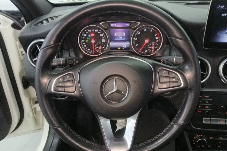 Used Mercedes-Benz A-Class 2018 A 200 Dynamic Edition Steering Wheel