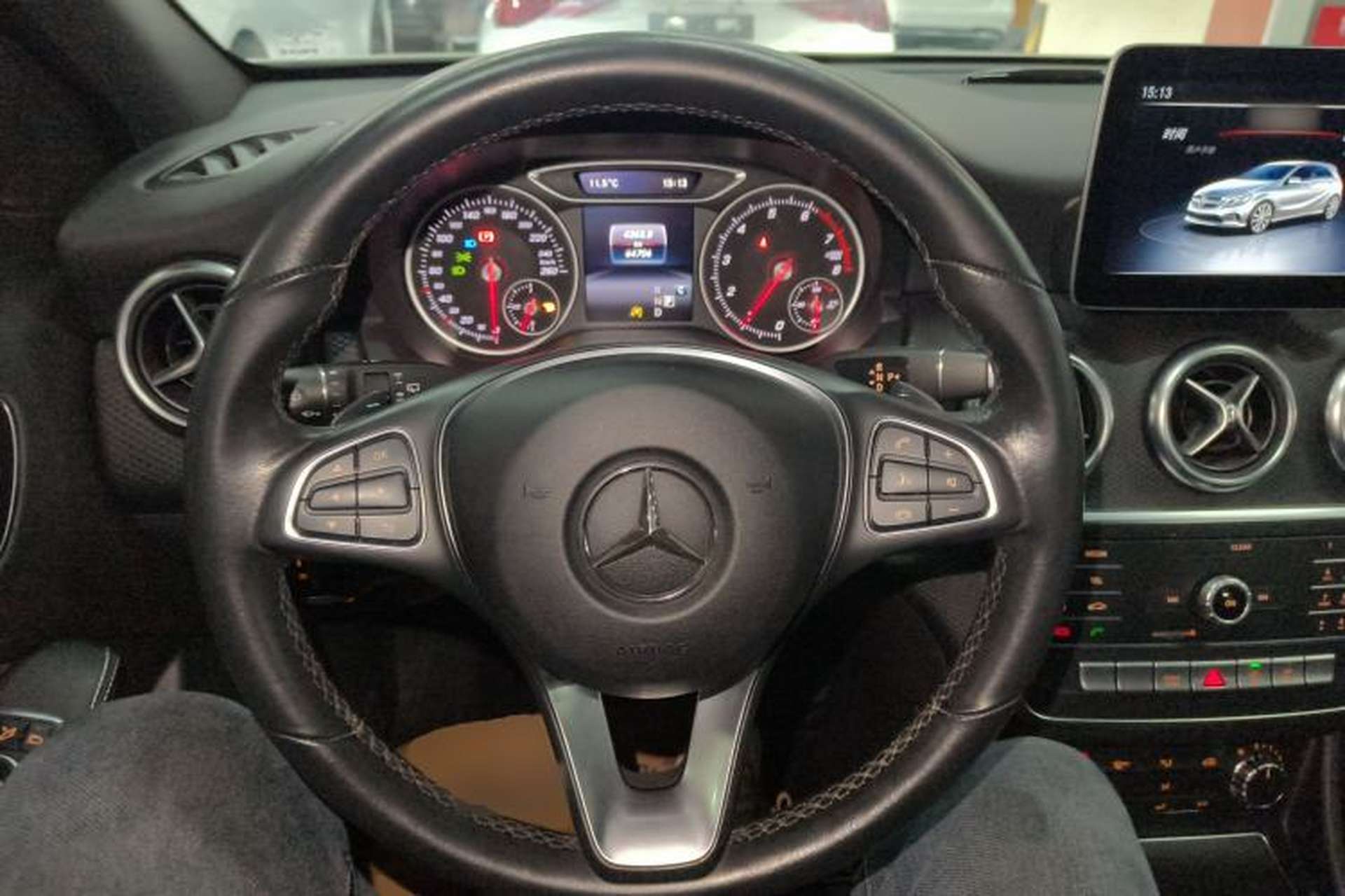 Used Mercedes-Benz A-Class 2018 A 200 Dynamic Edition Steering Wheel