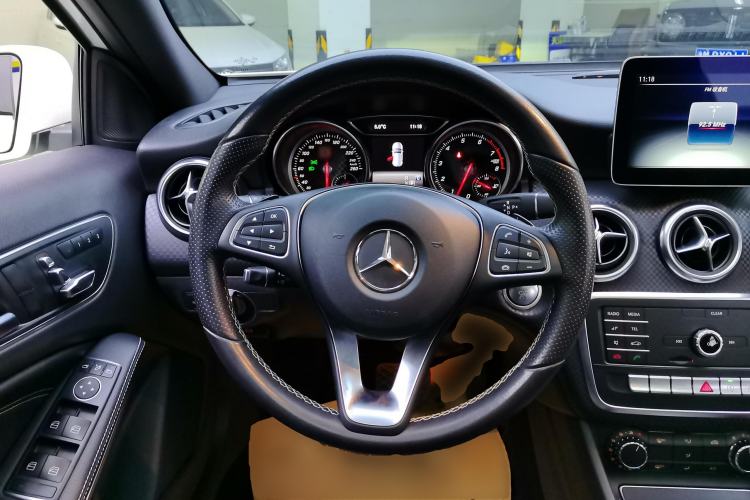 Used Mercedes-Benz A-Class 2018 A 200 Fashion Model Steering Wheel
