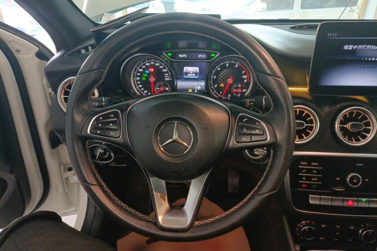 Used Mercedes-Benz A-Class 2018 A 200 Fashion Model Steering Wheel