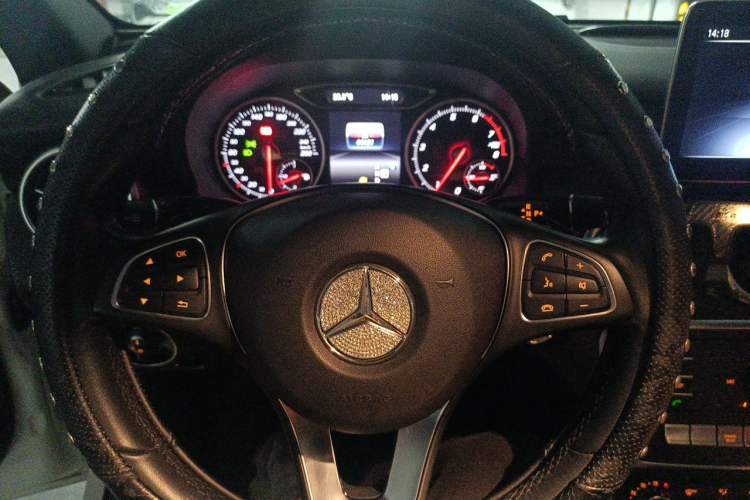 Used Mercedes-Benz A-Class 2018 A 200 Dynamic Edition Steering Wheel