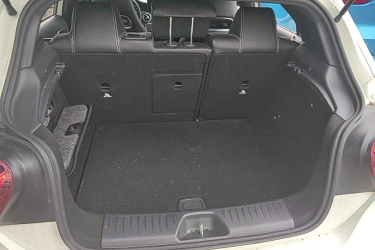 Used Mercedes-Benz A-Class 2018 A 200 Fashion Model Trunk