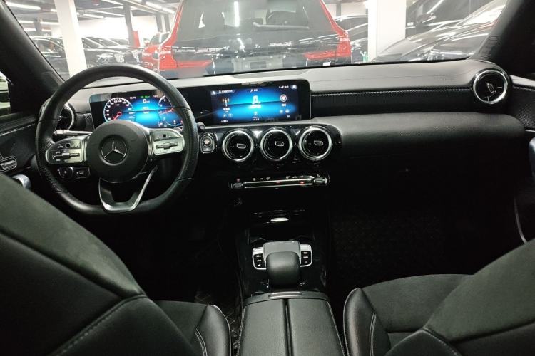 Used Mercedes-Benz A-Class 2019 Restyled A 200 L Sport Sedan Center Console