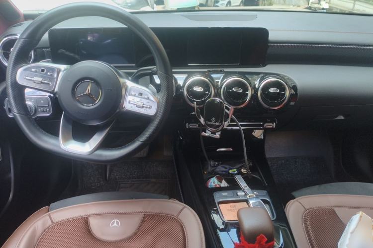 Used Mercedes-Benz A-Class 2019 A 180 L Sport Sedan Center Console