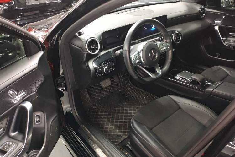 Used Mercedes-Benz A-Class 2019 Restyled A 200 L Sport Sedan Driver Seat