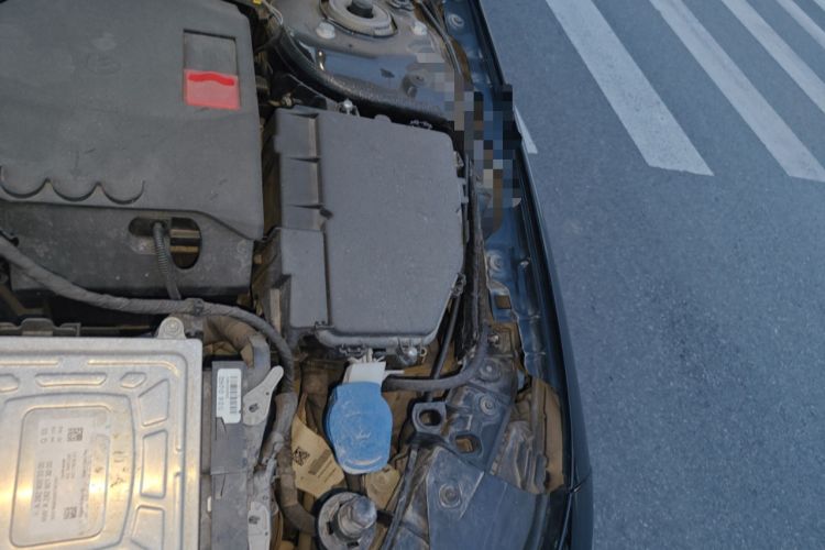 Used Mercedes-Benz A-Class 2019 A 200 L Sport Sedan First Edition Special Edition Engine Bay Left