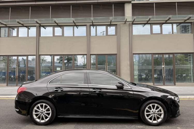 Used Mercedes-Benz A-Class 2019 A 200 L Sport Sedan Exterior 3