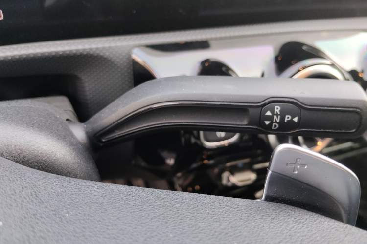 Used Mercedes-Benz A-Class 2019 Restyled A 200 L Sport Sedan Gear Lever