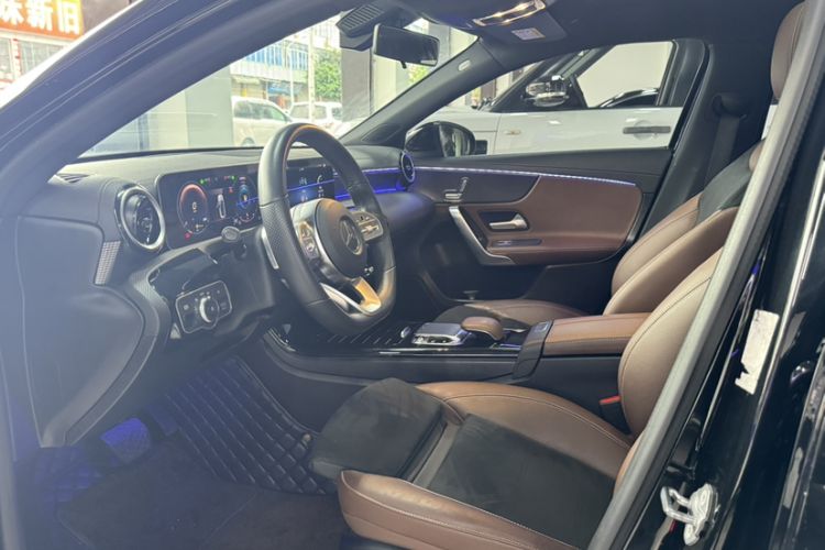 Used Mercedes-Benz A-Class 2019 A 200 L Sport Sedan Interior 2