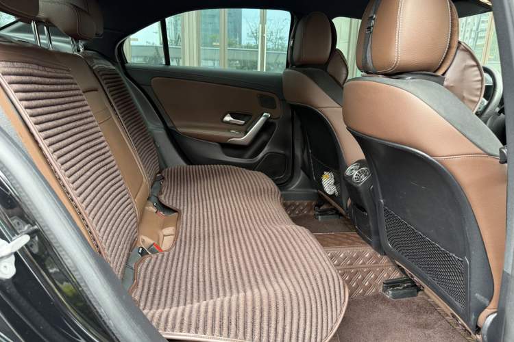 Used Mercedes-Benz A-Class 2019 A 200 L Sport Sedan Interior 7