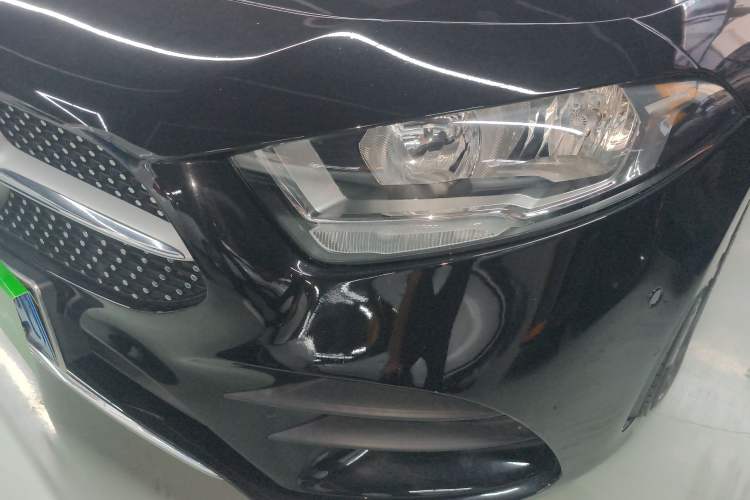 Used Mercedes-Benz A-Class 2019 A 180 L Sport Sedan Left Front Headlight