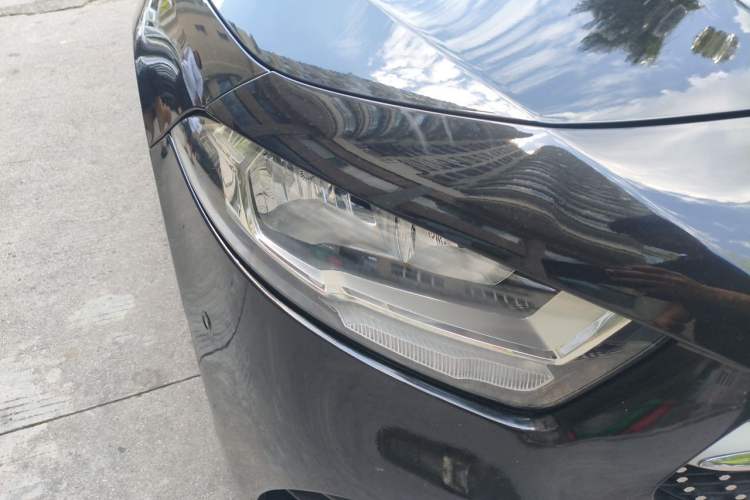Used Mercedes-Benz A-Class 2019 A 180 L Sport Sedan Right Front Headlight