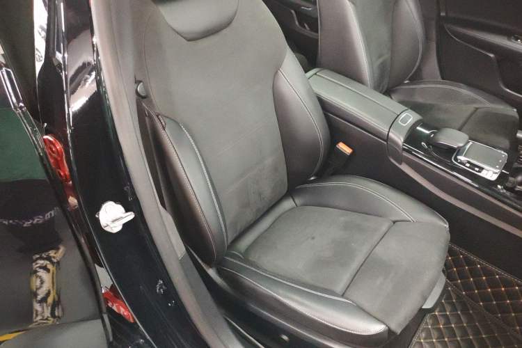 Used Mercedes-Benz A-Class 2019 Restyled A 200 L Sport Sedan Right Front Seat