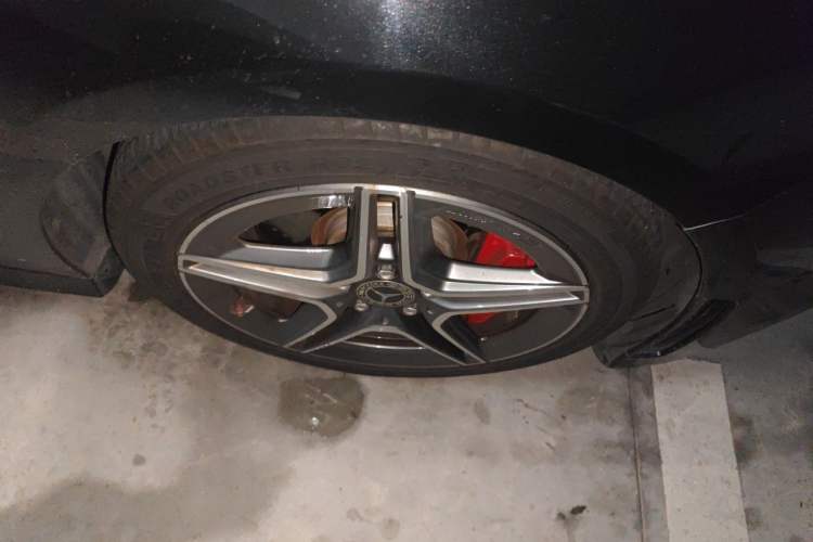 Used Mercedes-Benz A-Class 2019 Restyled A 200 L Sport Sedan Right Front Wheel Hub