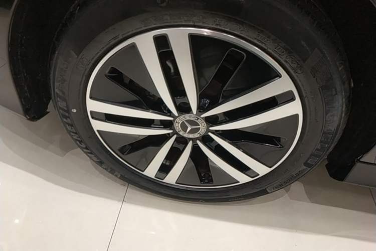 Used Mercedes-Benz A-Class 2019 A 180 L Sport Sedan Right Rear Wheel Hub