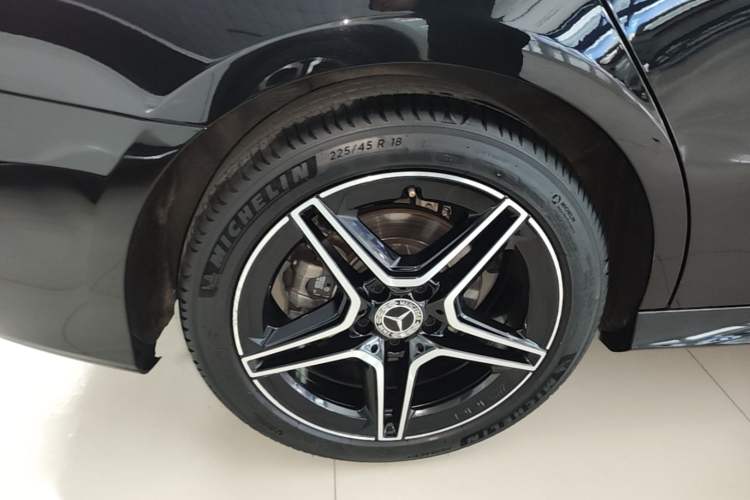 Used Mercedes-Benz A-Class 2019 A 200 L Sport Sedan Right Rear Wheel Hub