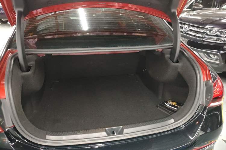 Used Mercedes-Benz A-Class 2019 Restyled A 200 L Sport Sedan Trunk