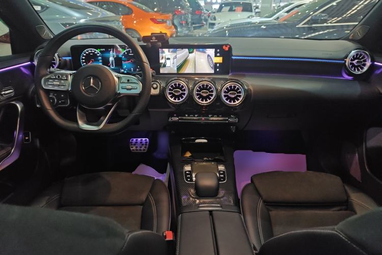 Used Mercedes-Benz A-Class 2019 A 200 L Sport Sedan Center Console