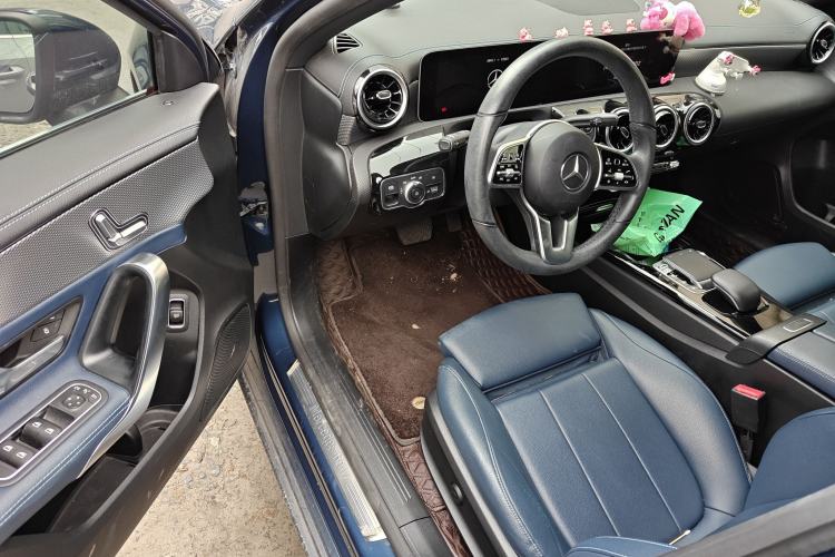 Used Mercedes-Benz A-Class 2019 A 200 L Driver Seat