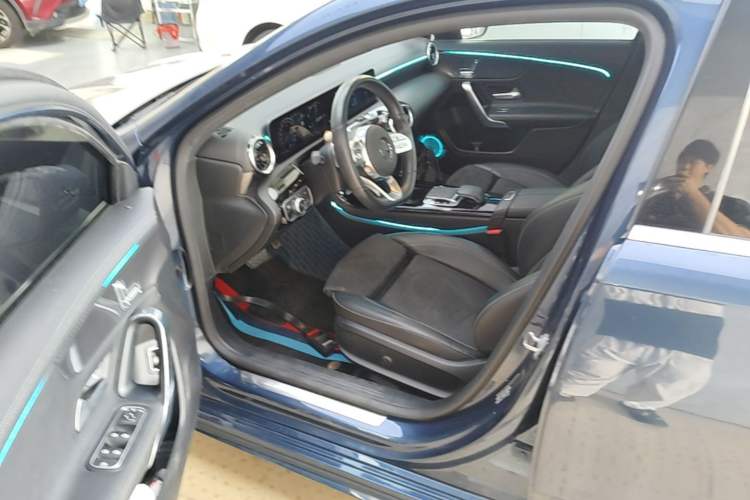 Used Mercedes-Benz A-Class 2019 A 200 L Sport Sedan Driver Seat