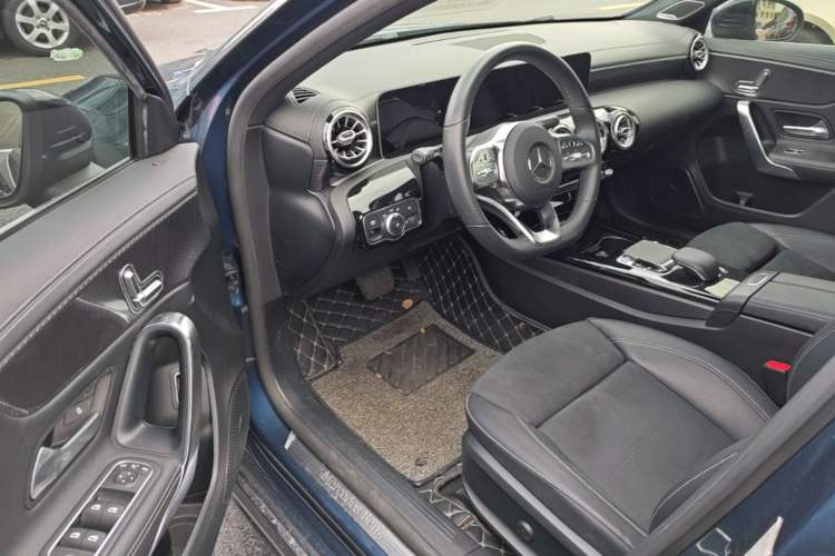 Used Mercedes-Benz A-Class 2019 Restyled A 200 L Sport Sedan Driver Seat