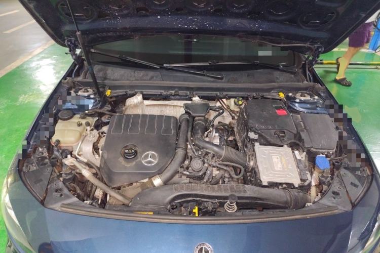 Used Mercedes-Benz A-Class 2019 A 200 Dynamic Edition Engine Bay
