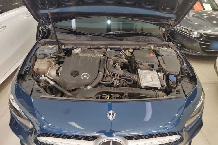 Used Mercedes-Benz A-Class 2019 A 200 Dynamic Edition Engine Bay