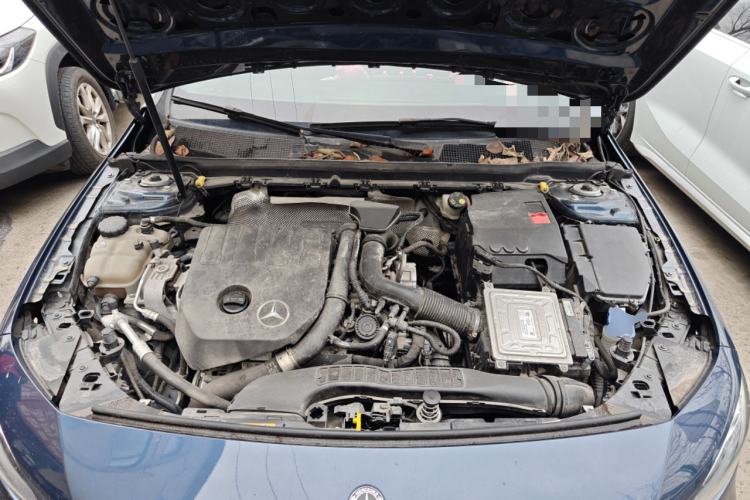 Used Mercedes-Benz A-Class 2019 A 200 L Engine Bay