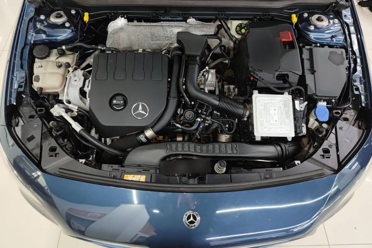 Used Mercedes-Benz A-Class 2019 A 200 Dynamic Edition Engine Bay