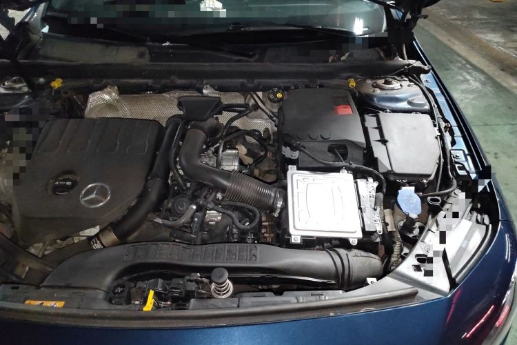 Used Mercedes-Benz A-Class 2019 A 200 L Sport Sedan Engine Bay Left
