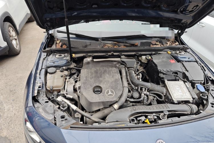 Used Mercedes-Benz A-Class 2019 A 200 L Engine Bay Right
