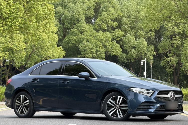 Used Mercedes-Benz A-Class 2019 A 180 L Sport Sedan Exterior 6